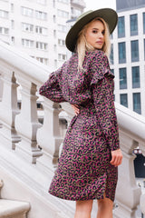 Sukienka w kolorową panterkę