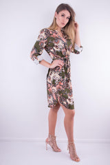 Sukienka w orientalny kwiatowy print